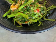 -大树下海鲜饭店