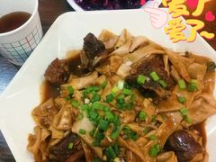 凉拌甘蓝菜-壹阁胡羊焖饼(特色小吃街店)