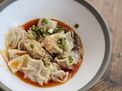 红油荠菜馄饨-弄堂咪道-饭香·面香·馄饨香(钦州北路田尚坊店)