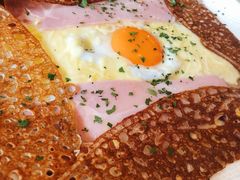 鸡蛋蘑菇熏肉荞麦可丽饼-RAC BAR(安福路店)