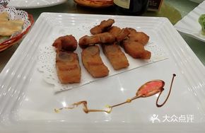 Shrimp Paste Stir-fried Pork Bones