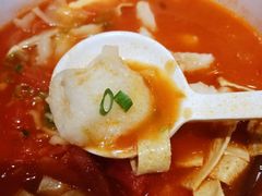 -渝是乎酸菜鱼·川渝小炒(新世界百货望京店)