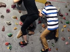 iphone_upload_pic-魔岩攀登(南京东路店)