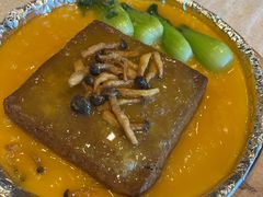 珍味菇黄焖黑豆腐-观澜湖酒店·邀月庭中餐厅