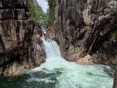 -鄣山大峡谷
