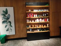 -星巴克(宁波东门银泰店)