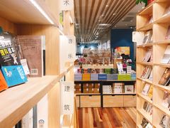-猫的天空之城概念书店(印象城购物中心店)
