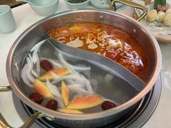 -洪氏嗨捞·猪肚鸡火锅(阳光天地店)