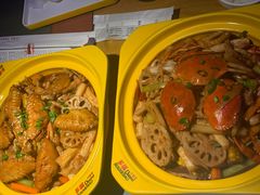 -多嘴超级肉蟹煲(杉杉国潮主题店)