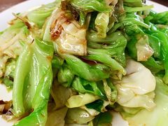 手撕圆白菜-南窖乡水峪村山情农家