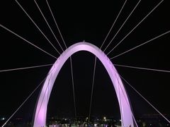 -南京眼步行桥