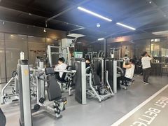 -LikingFit24小时健身•普拉提(张江店)