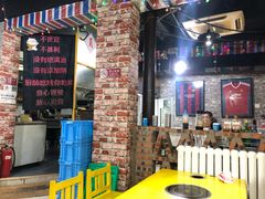 大堂-老红桥炸灌肠牛肚锅烧烤(定福庄店)