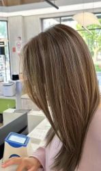 -PE SALON