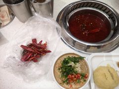 -龍歌自助小火锅(市南金茂湾店)