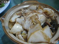 白菜煲-唔呶喔哩酒家(生产街店)