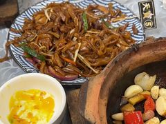 -天宝食坊·啫啫煲大排档(西华路店)