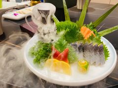-鼎泰亨·海鲜牛肉餐厅(滨江店)