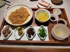 -松鹤面馆·古法焖肉面(观前店)