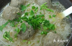 Beef Meatball Noodles with Blood Foam