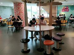 大堂-麦当劳(中山大道中店)