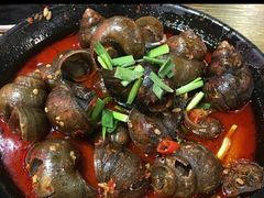 -老闵田螺馆·南昌特色小炒(梦时代店)