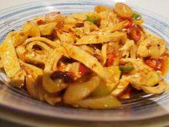 葱拌豆筋-铜锣湾·有麝自然香(长嘉汇购物公园店)