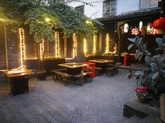 -佬革命主题火锅(玉沙路店)
