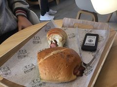 -面包和茶(万联店)