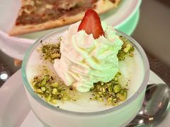 黎巴嫩布丁-ELI FALAFEL Lebanese&Mediterranean黎巴嫩美食(富城路店)