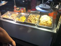 -六合夜市