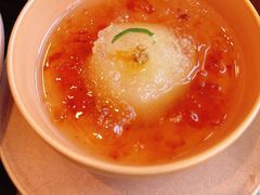 桃胶银耳炖香梨-南堂馆·新川菜(天府三街店)