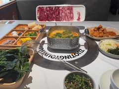 -左庭右院鲜牛肉火锅(七宝领展广场店)