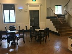 大堂-星巴克臻选(广州沙面店)