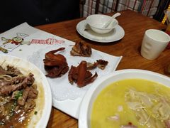 -Tiffany & Co.蒂芙尼
(南京德基广场店)