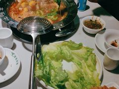 -老王全牛宴·鲜牛肉牛杂火锅(总店)