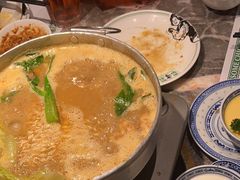 -禄婶鸡煲·打边炉