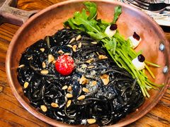 -I HOLIC艾豪丽披萨(KKone店)