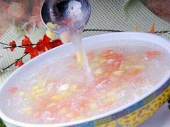 -西安国际陆港假日酒店