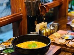 -银米·云南传统过桥米线(双廊黑金冠店)