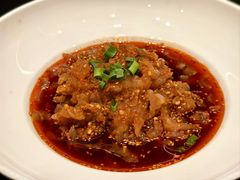 -阿瓦山寨·湘菜现炒·剁椒鱼头王(咸阳总店)
