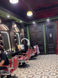 -豪帅男士理容馆