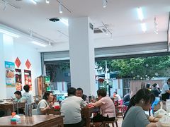 -佬缸炮江湖川菜(玉林店)
