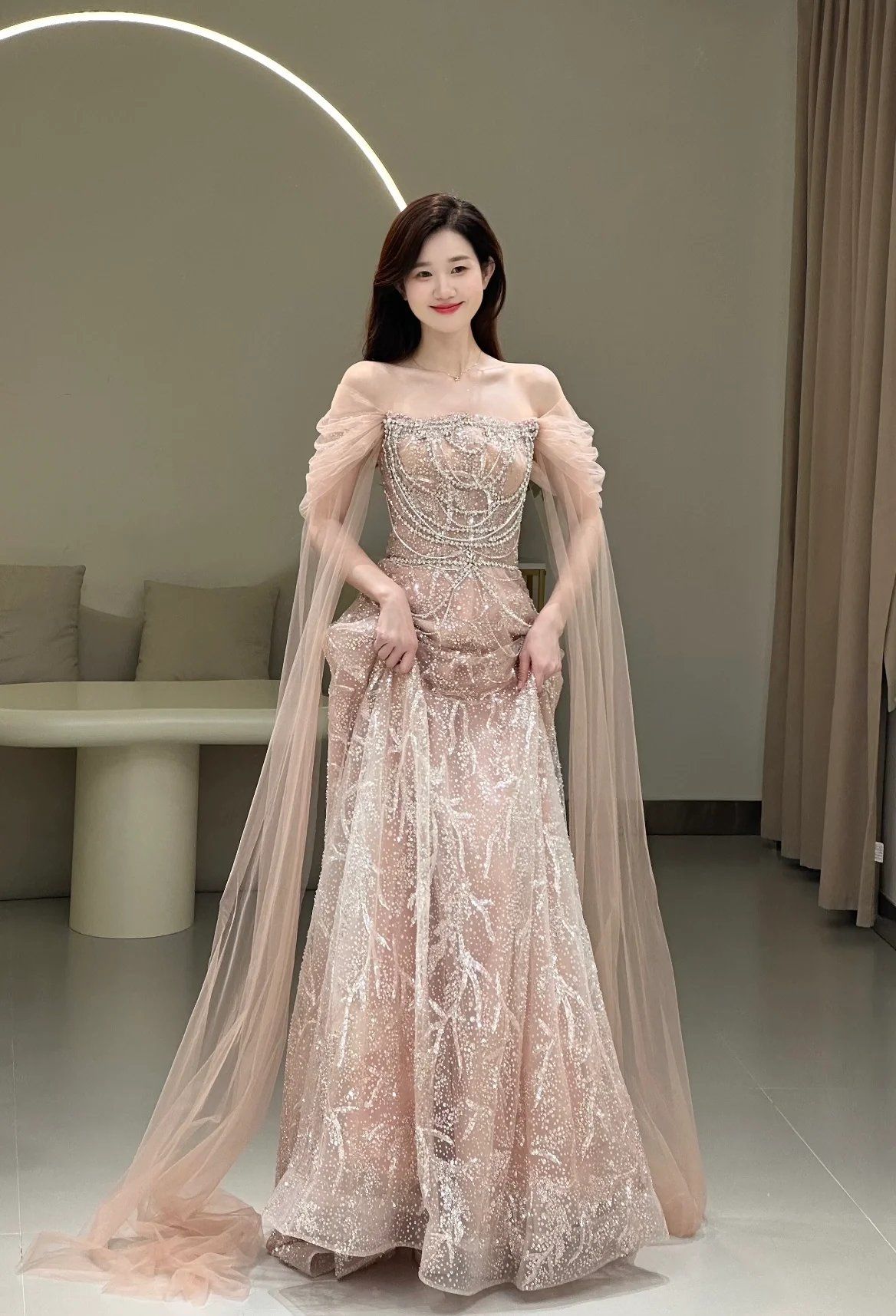 出租晚礼服主持人生日宴会学生艺考礼服租赁