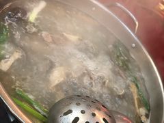 -老石黑山羊毛驴肉火锅(金凯广场店)