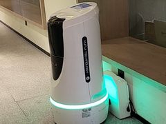 -上海虹桥中心爱琴海亚朵S酒店