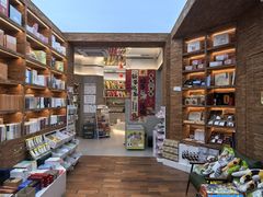 -新华书店(龙头路店)