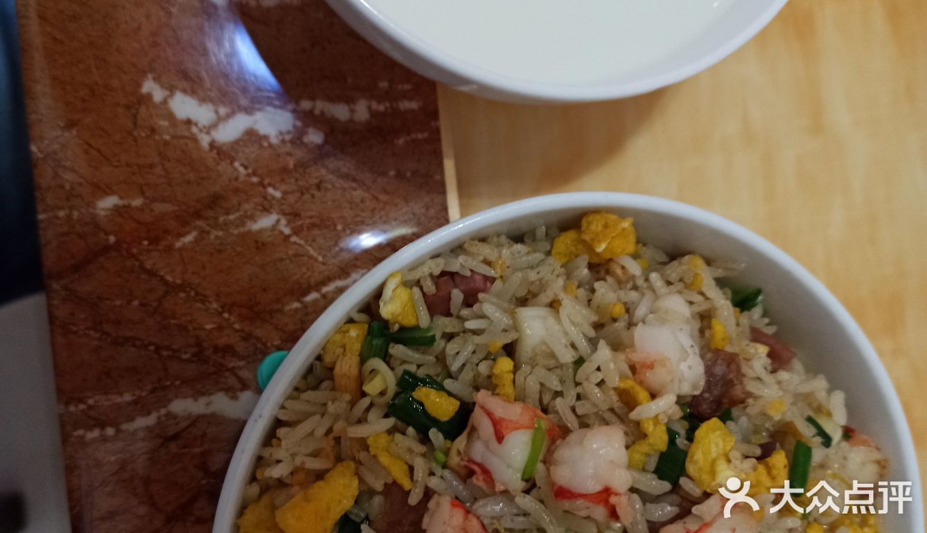 乱七八糟秘制炒米饭！！[胜利][胜利]