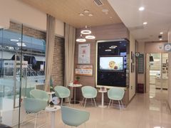-维乐口腔(美维云门诊陆家嘴店)