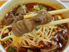 -薛记襄阳香辣牛肉面(平安路店)